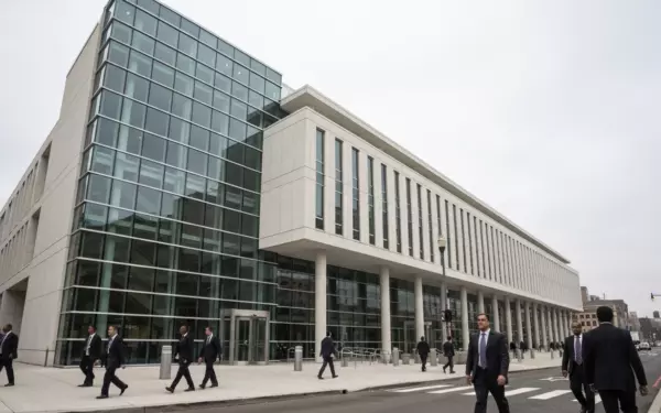 Суд приостановил сбор $100 000 за визу H-1B