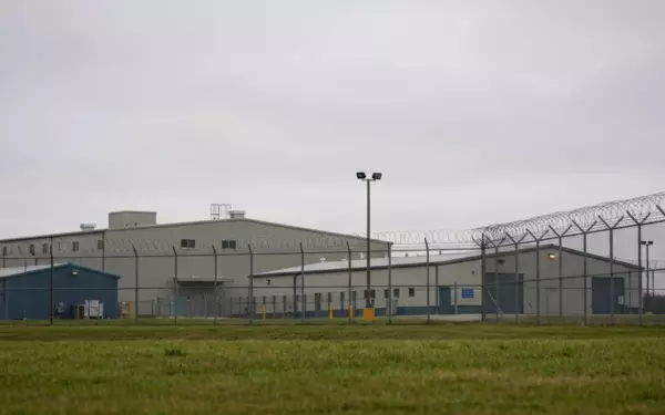 ICE планирует расширить изоляторы в Пенсильвании